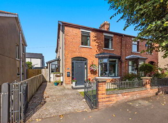 3 Bedroom Semi-Detached House For Sale In Bloomfield Road, Belfast, BT5