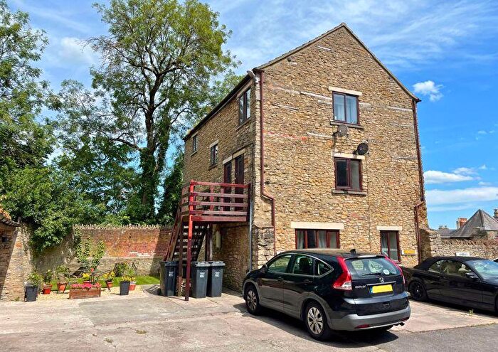 1 Bedroom Flat To Rent In Catherine Hill, Frome, BA11