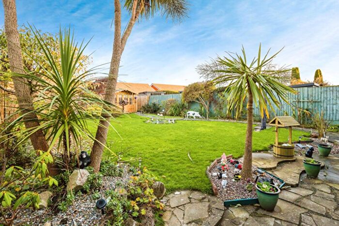 3 Bedroom Detached House For Sale In Maes Uchaf, Connah's Quay, Deeside, Flintshire, CH5