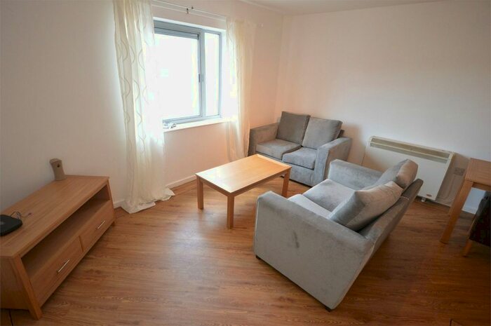 1 Bedroom Flat To Rent In River View, Riverside, Sunderland, Tyne And Wear, SR1