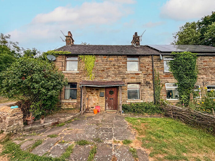 3 Bedroom Semi-Detached House For Sale In Dales View, Longnor, SK17