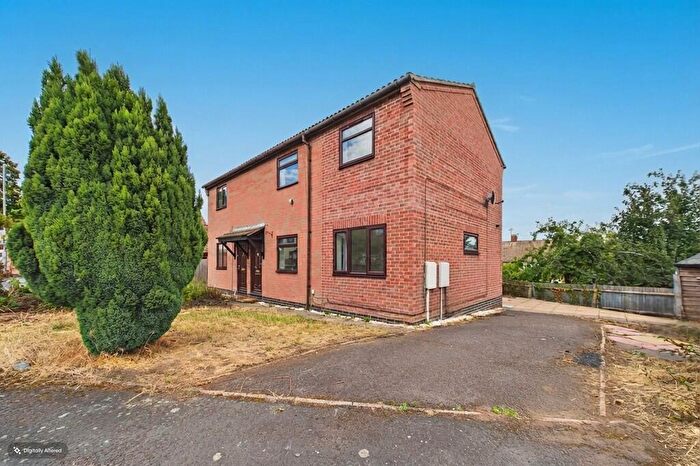 3 Bedroom Semi-Detached House For Sale In Ash Grove, Hathern, LE12