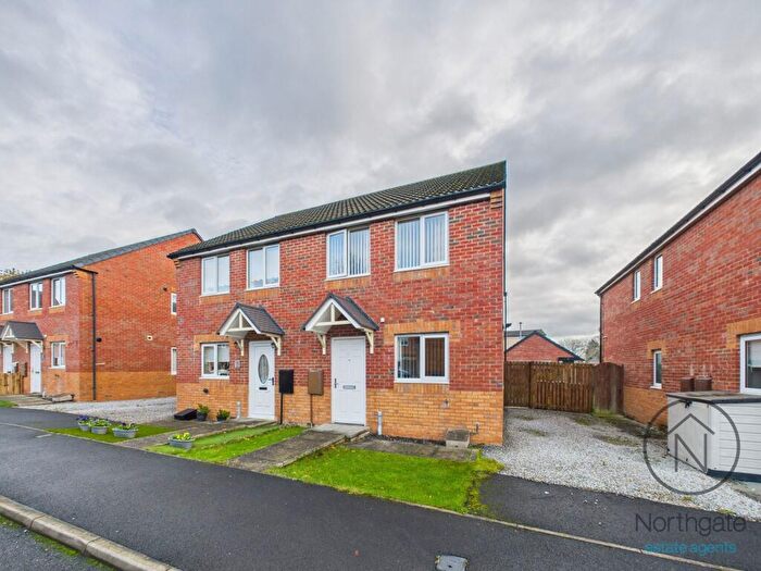 3 Bedroom Semi Detached House For Sale In Yacley Close, Newton Aycliffe, DL5