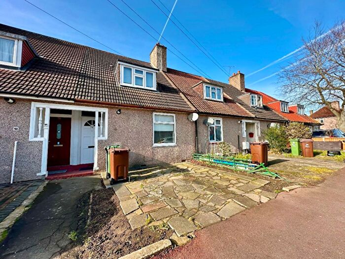 2 Bedroom Terraced House To Rent In Waldegrave Road, Becontree, Dagenham, RM8