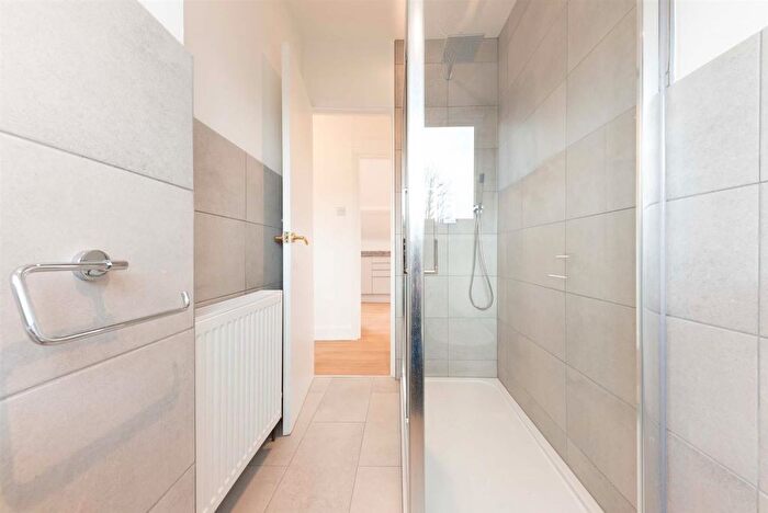 1 Bedroom Flat To Rent In Berkeley Road, Crouch End, N8