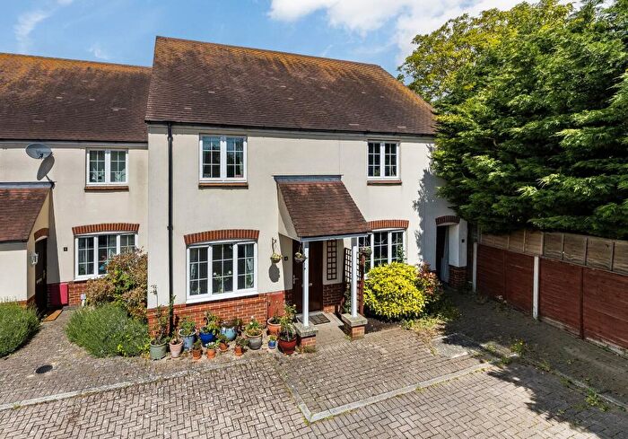 3 Bedroom Terraced House For Sale In Barton Court, Drayton, OX14