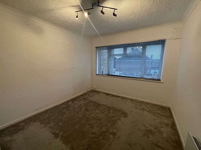 2 Bedroom Maisonette To Rent In Victor Road, Harrow, HA2