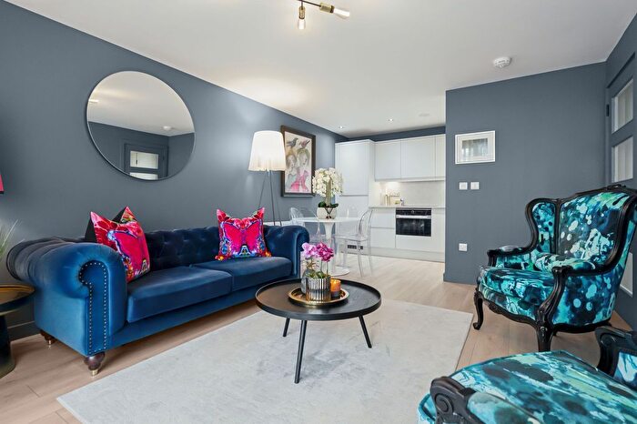 1 Bedroom Flat For Sale In Meadowside Quay Walk, Partick, G11