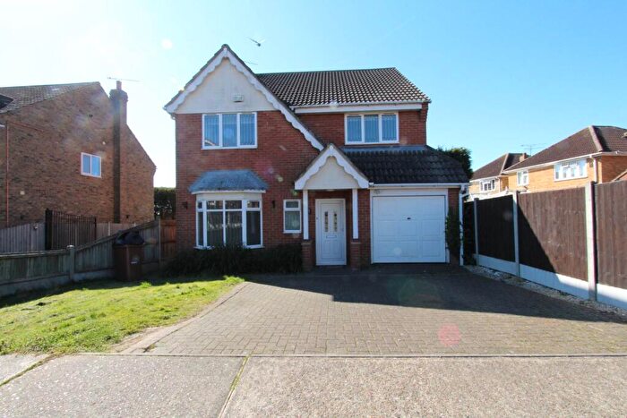 4 Bedroom Detached House To Rent In Elmhurst Avenue, Benfleet, SS7