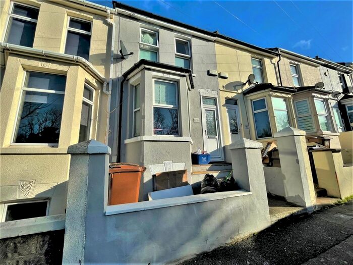 3 Bedroom Terraced House To Rent In Imperial Road, Gillingham, Kent, ME7