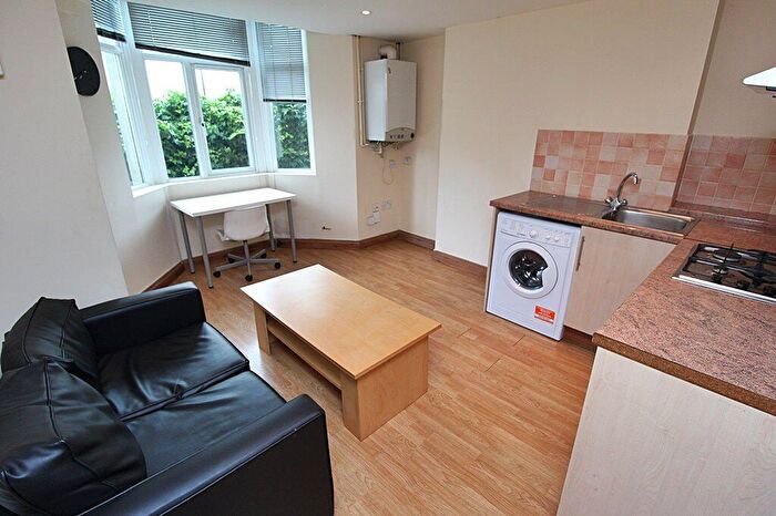 1 Bedroom Flat To Rent In Bedford Street, Roath, Cardiff, CF24