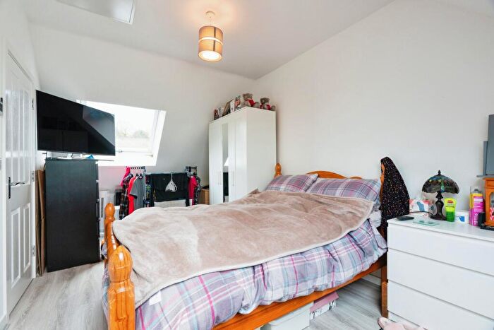 3 Bedroom Town House For Sale In Rowling Hollins, Colne, Lancashire, BB8