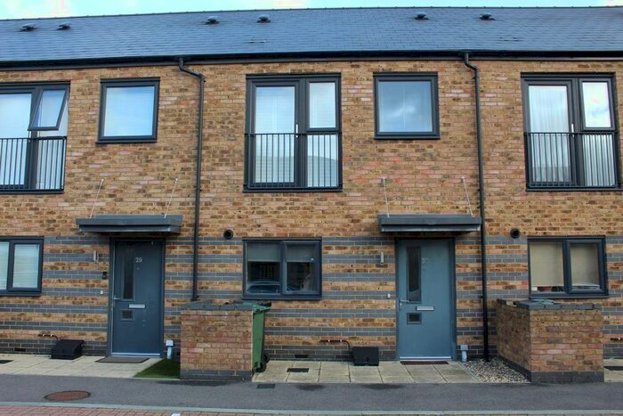 2 Bedroom Terraced House To Rent In Sherbourne Close, Dartford, DA1