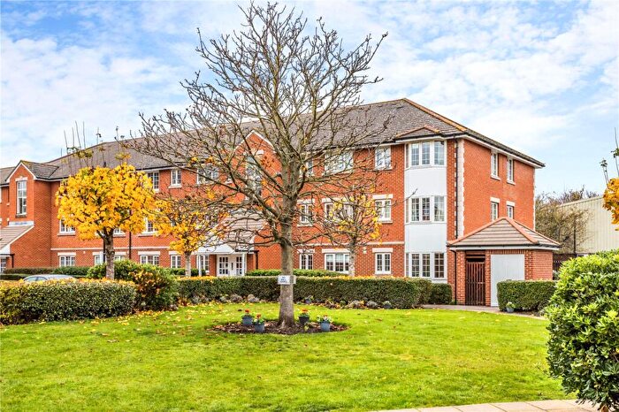 2 Bedroom Apartment To Rent In Sigrist Square, Kingston Upon Thames, KT2