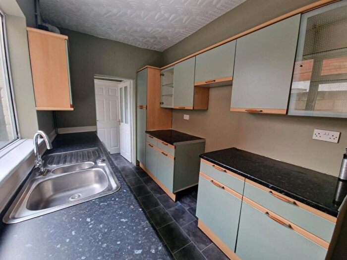 3 Bedroom Terraced House To Rent In Third Avenue, Birmingham, B9