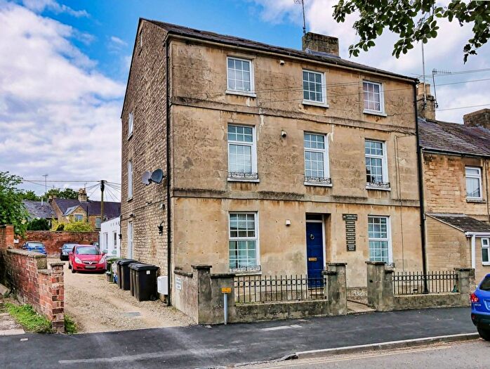 1 Bedroom Flat To Rent In Victoria Road, Cirencester, GL7