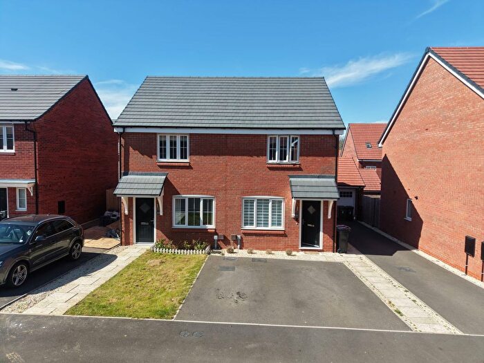 2 Bedroom Semi Detached House For Sale In Penny Lane, Oadby, LE2