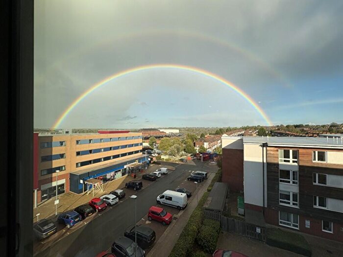 2 Bedroom Flat To Rent In Gavel Drive, Rugby, Warwickshire, CV21