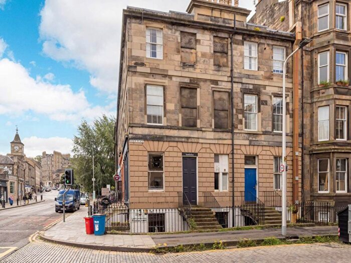 2 Bedroom Flat To Rent In Leslie Place, Stockbridge, Edinburgh, EH4