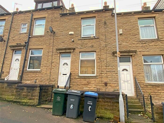 2 Bedroom Terraced House To Rent In Newark Street, Bradford, West Yorkshire, BD4
