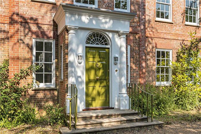 5 Bedroom Detached House To Rent In Newlands, Aldershot Road, Guildford, Surrey, GU3
