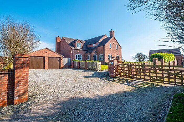 4 Bedroom Detached House For Sale In New Road, Appleby Magna, DE12