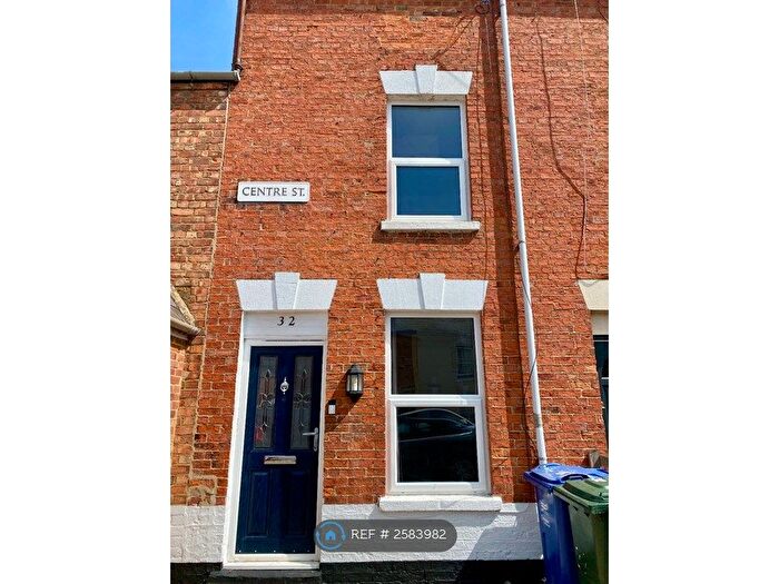 3 Bedroom Terraced House To Rent In Centre Street, Banbury, OX16