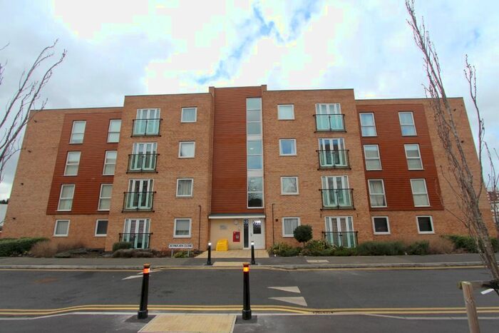 2 Bedroom Flat To Rent In Pavillion Close, City Centre, Leicester, LE2