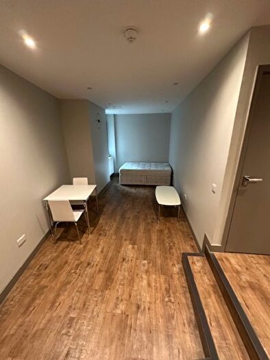 Studio To Rent In Week Street, Maidstone, ME14