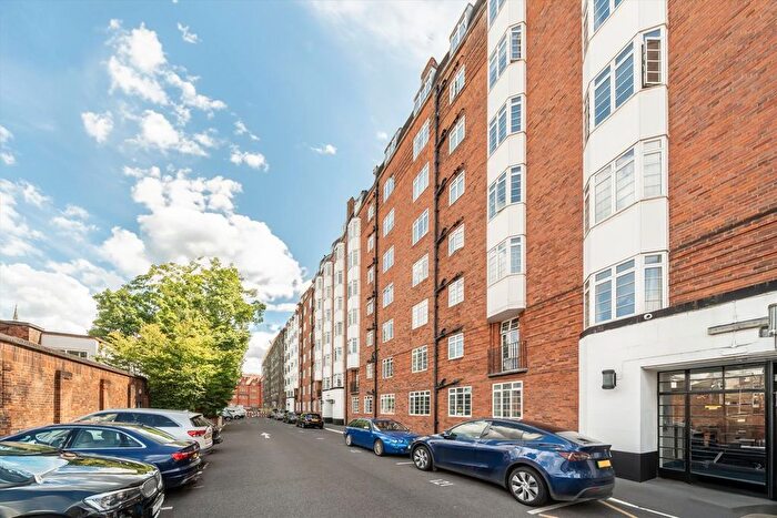 4 Bedroom Flat To Rent In Hammersmith Road, London, W6