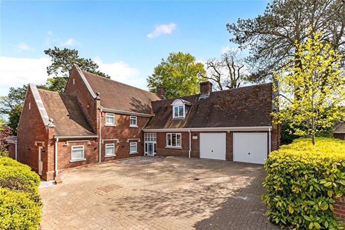 4 Bedroom Detached House For Sale In Courtenay Road, Winchester, Hampshire, SO23