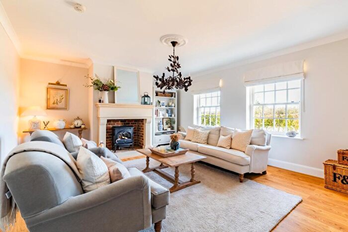 4 Bedroom Detached House For Sale In Meadow View House, Ravensden, Bedford, MK44