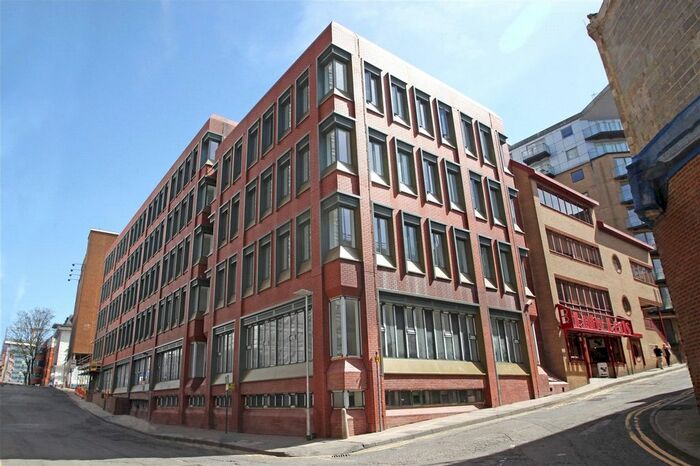 2 Bedroom Flat To Rent In Garrard House, Garrard Street, Reading, Berkshire, RG1