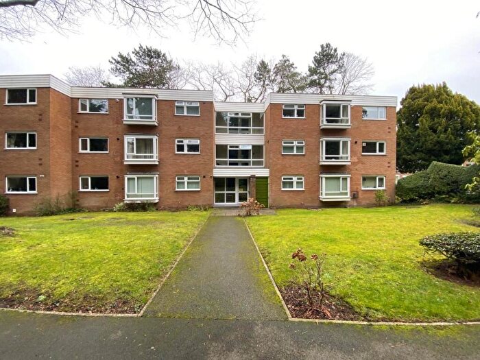 2 Bedroom Apartment To Rent In White House Way, Solihull, B91
