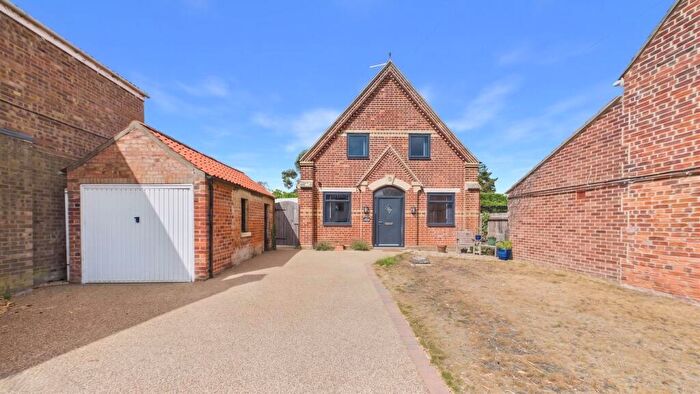 3 Bedroom Detached House For Sale In West End, Langtoft, Market Deeping, PE6