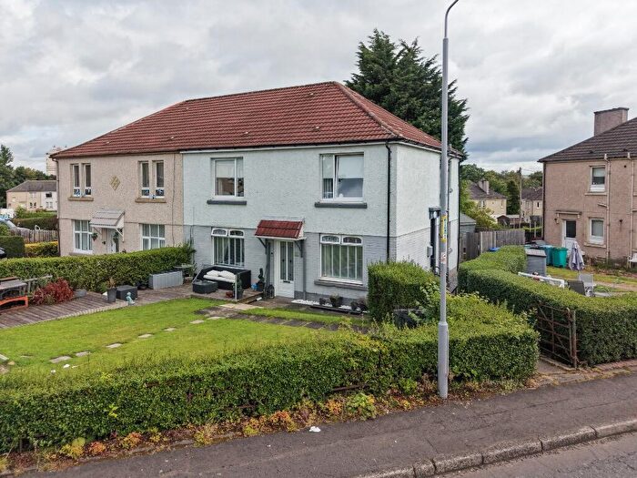 2 Bedroom Flat For Sale In Rosehall Avenue, Coatbridge, North Lanarkshire, ML5