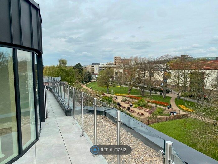 2 Bedroom Flat To Rent In New London Road, Chelmsford, CM2