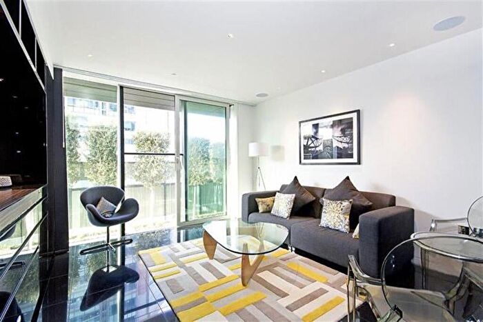 Apartment To Rent In The Heron, Milton Court, EC2Y