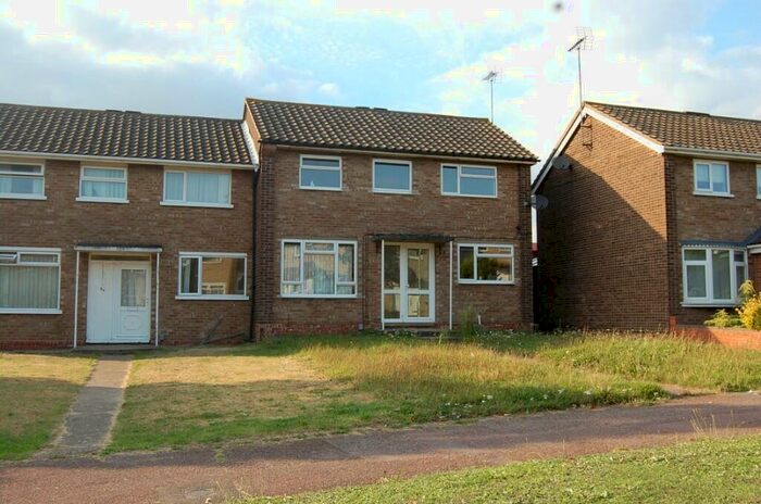 3 Bedroom Semi-Detached House To Rent In Dahlia Walk, Colchester, Essex, CO4