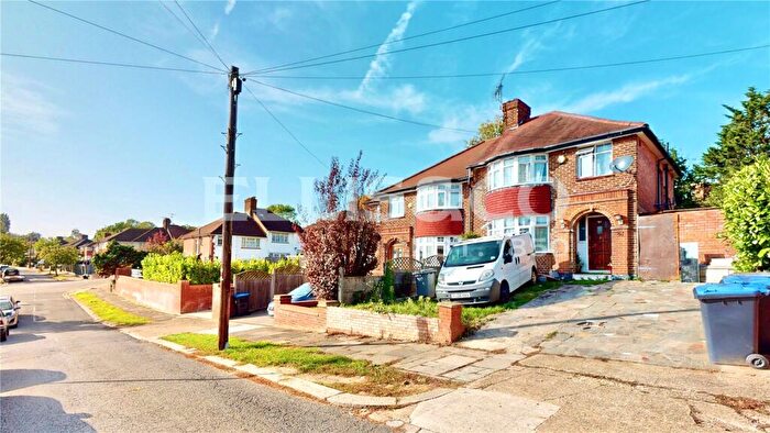 4 Bedroom Semi Detached House For Sale In Basing Hill, Wembley, HA9
