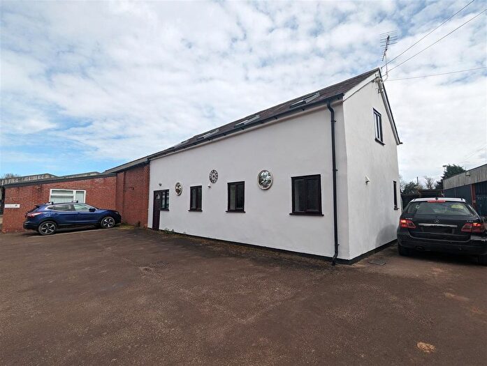 2 Bedroom Detached House To Rent In Winnal, Hereford, HR2