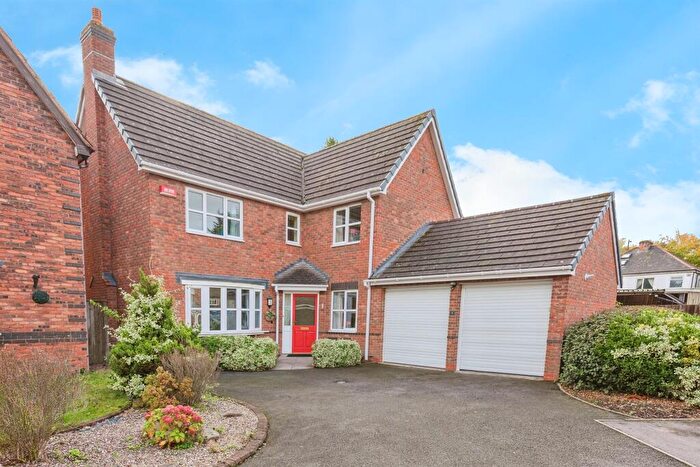 4 Bedroom Detached House For Sale In Chester Gardens, Sutton Coldfield, B73