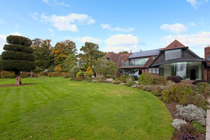6 Bedroom Detached House To Rent In Gracious Lane, Sevenoaks, TN13