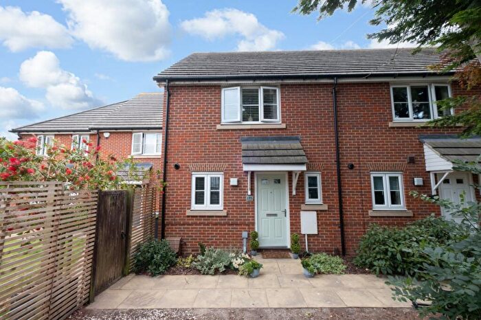 3 Bedroom End Of Terrace House For Sale In Mill Road, Deal, Kent, CT14