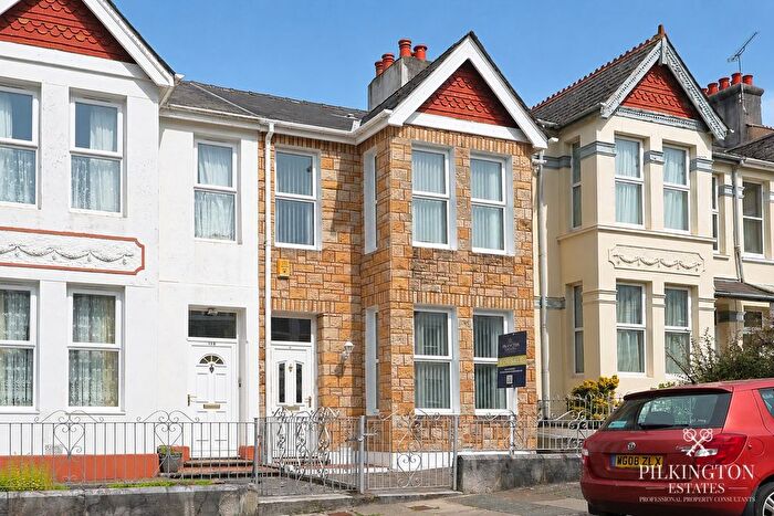 4 Bedroom Terraced House For Sale In Trelawney Road, Plymouth, PL3