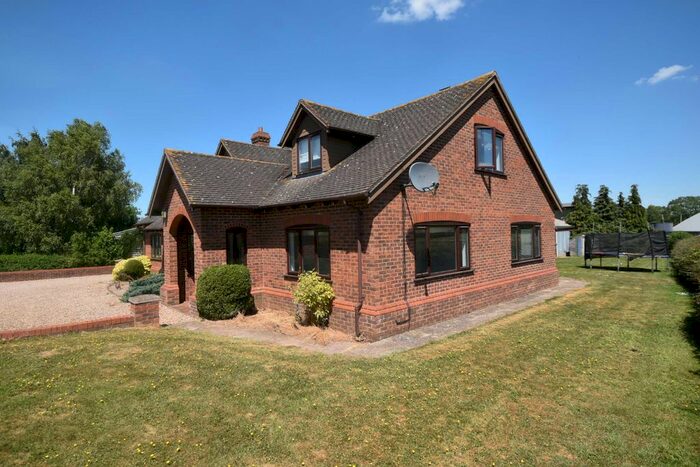 1 Bedroom Flat To Rent In Court Farm Bungalow, Kempley, Dymock, Gloucestershire, GL18