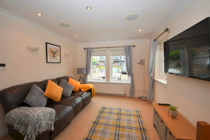 1 Bedroom Ground Flat To Rent In Midmills Road, Inverness, Highland, IV2