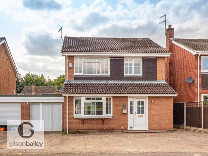 4 Bedroom Detached House For Sale In Hunters Close, Blofield, NR13