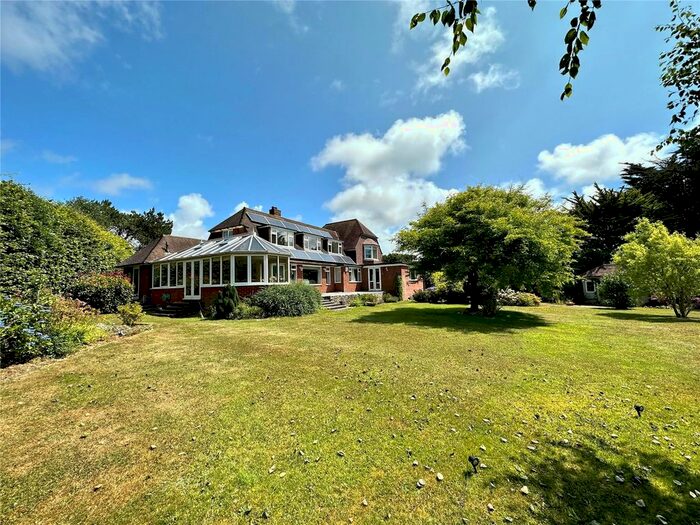 4 Bedroom Detached House For Sale In Lindon Close, Friston, Eastbourne, East Sussex, BN20