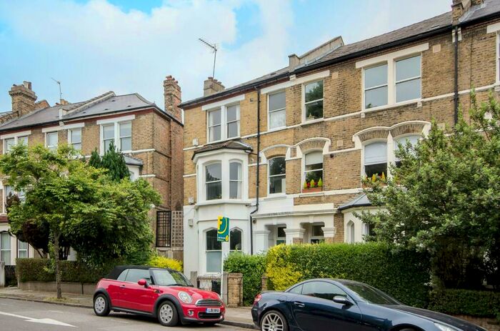 2 Bedroom Flat To Rent In Freegrove Road, Hillmarton Conservation Area, London, N7
